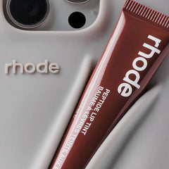 Lip Case Rhode